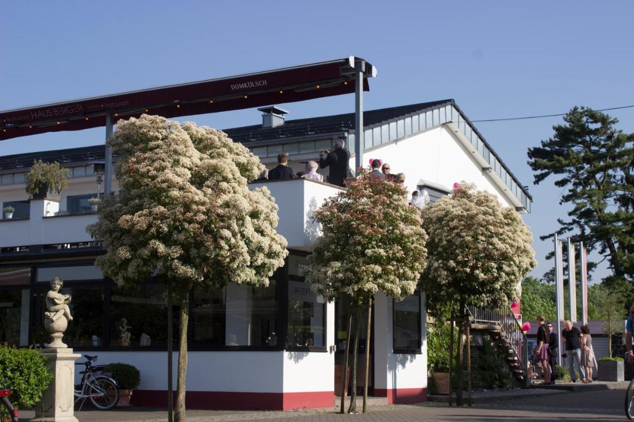 Hotel Haus Berger Colonia Exterior foto